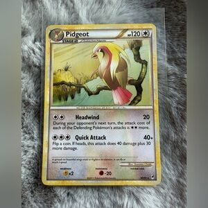 Pidgeot Pokémon Trading Card - Call of Legends 30/95